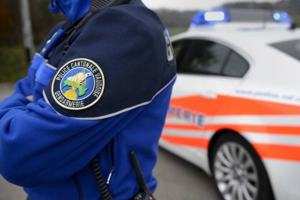Camion urta e uccide scooterista a Villeneuve