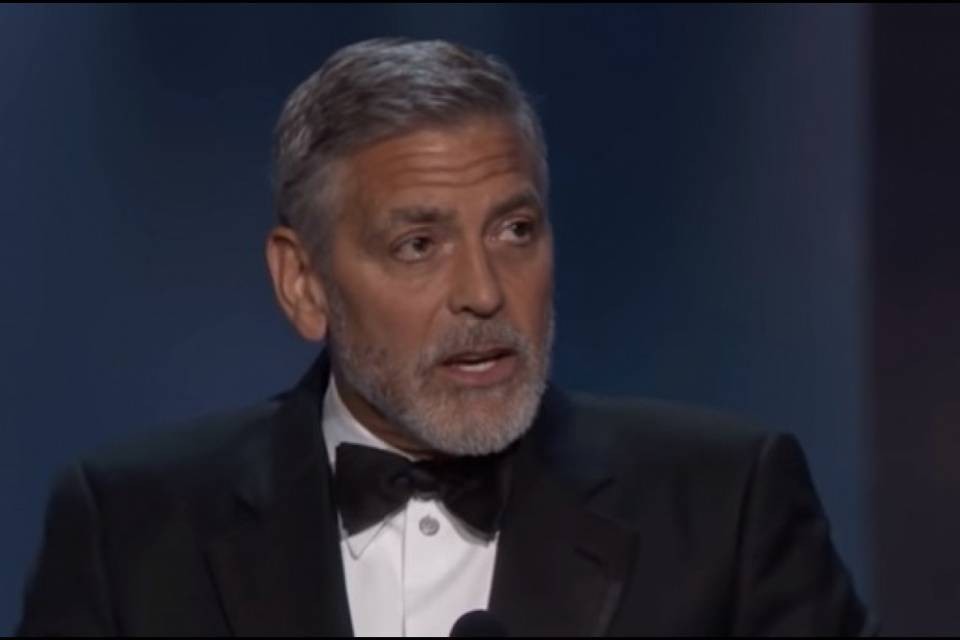 Clooney ferito in un incidente stradale in Sardegna