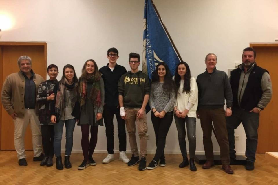 Lavertezzo omaggia i 18enni