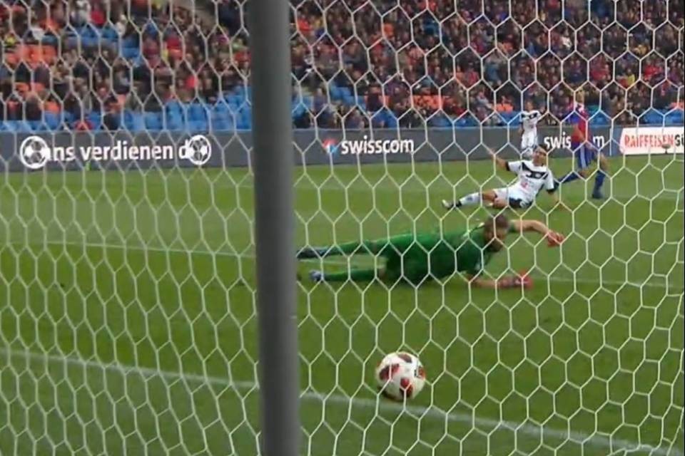 Van Wolfswinkel punisce il Lugano nel finale