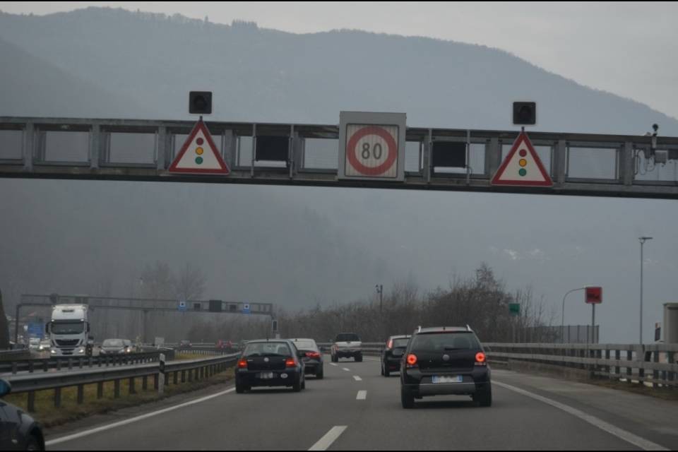 Limite 80 in vigore dalle 10