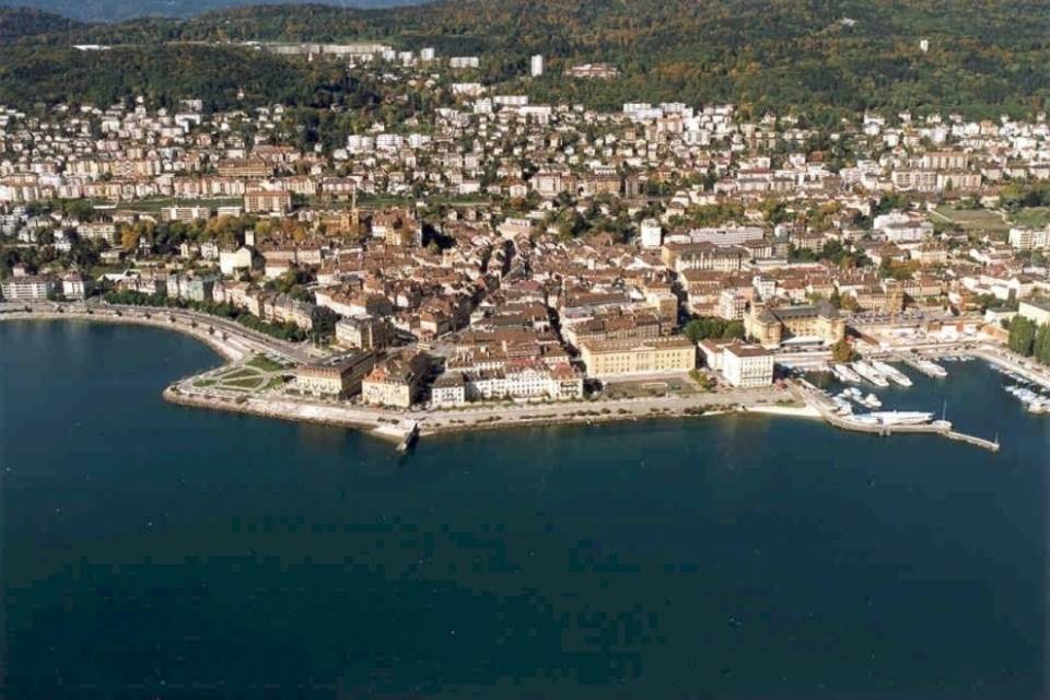 PIL: la crescita maggiore a Neuchâtel (+4,4%)