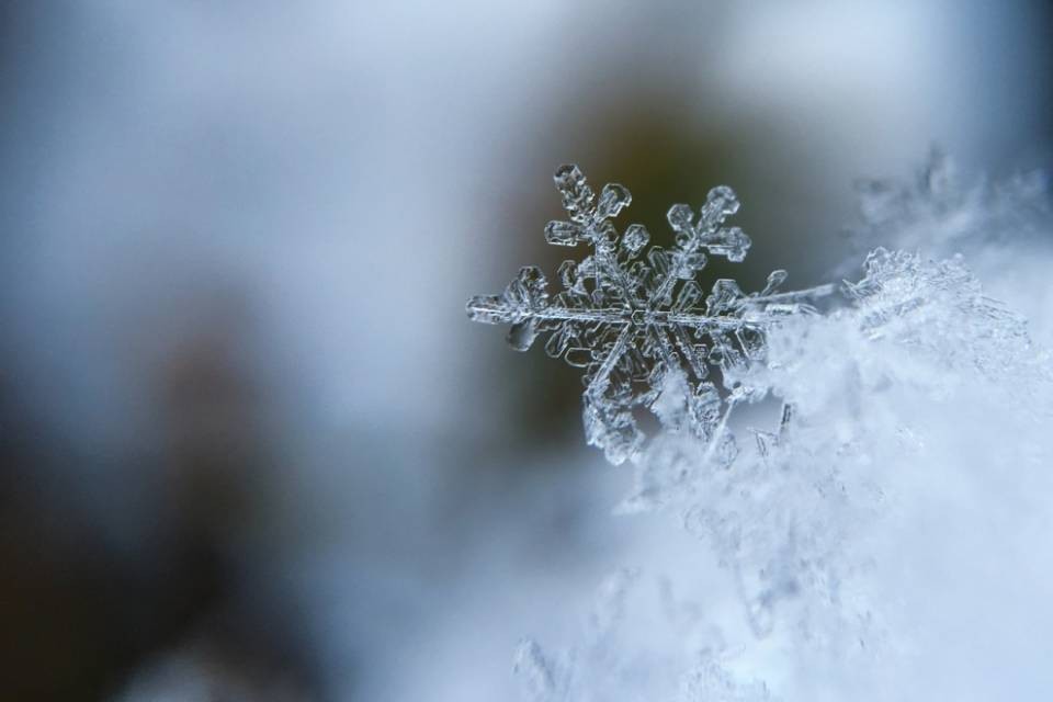 Prima neve ticinese a Bedretto