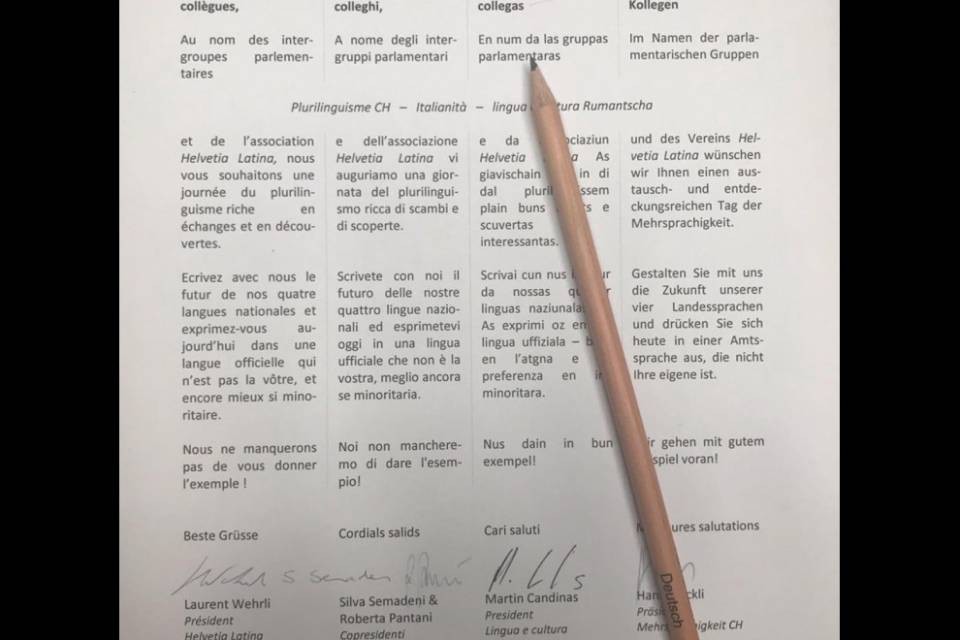 Gli impiegati federali invitati ad usare un'altra lingua