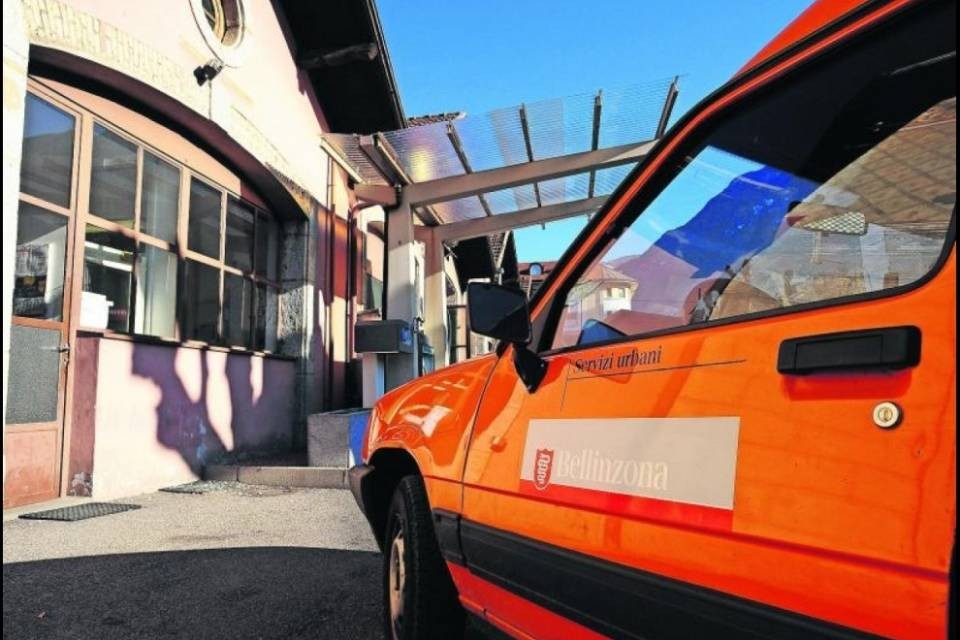 Bellinzona, magazzini un po' più vicini