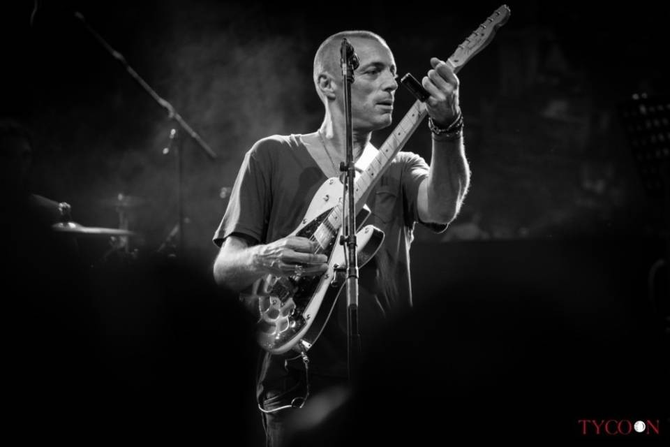 City of Guitars, "uno spettacolo mai visto"