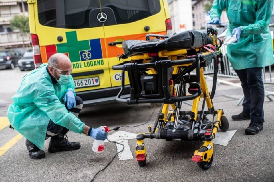 In Ticino un morto e altri 4 contagi in 24 ore