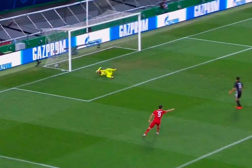 Lopes è battuto dalla grande conclusione all’incrocio dei pali di Gnabry al 18’.