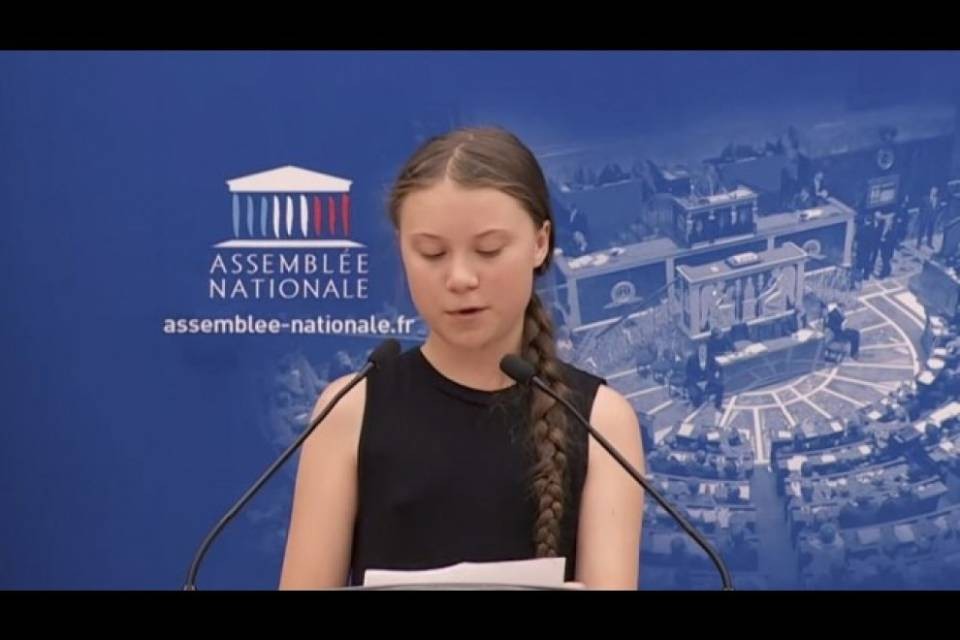 Greta Thurnberg: "Ascoltate esperti e scienziati"