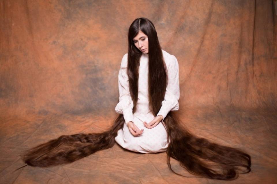 "Non mi taglio i capelli da 20 anni"