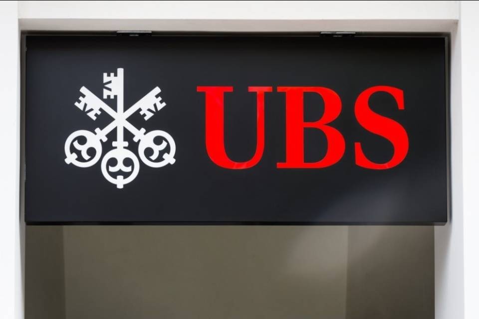 UBS: perdita nel 4o rimestre ma utile di 1,16 miliardi