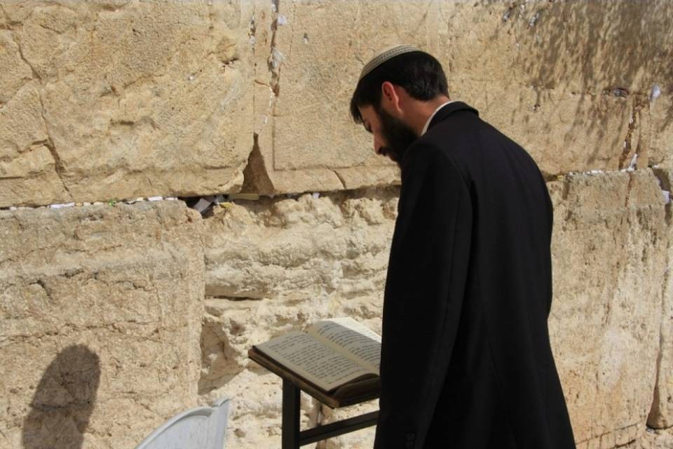 In Europa, uno su quattro ha idee antisemite