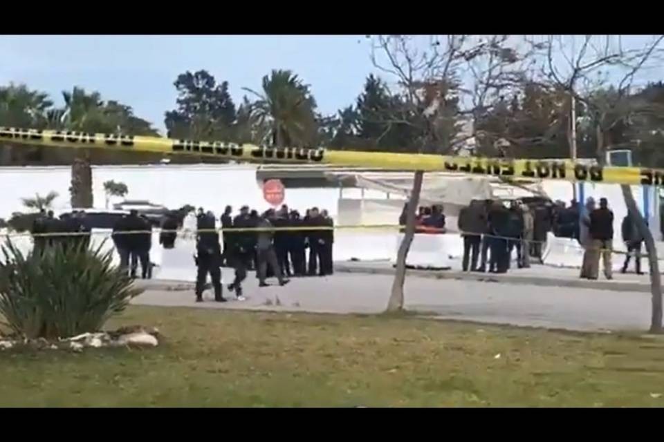 Tunisi: due kamikaze contro ambasciata USA, un morto e 4 feriti
