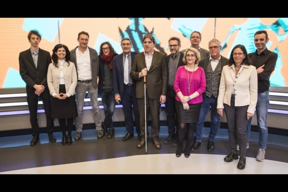 Manuele Bertoli in visita alla RSI e a espoprofessioni