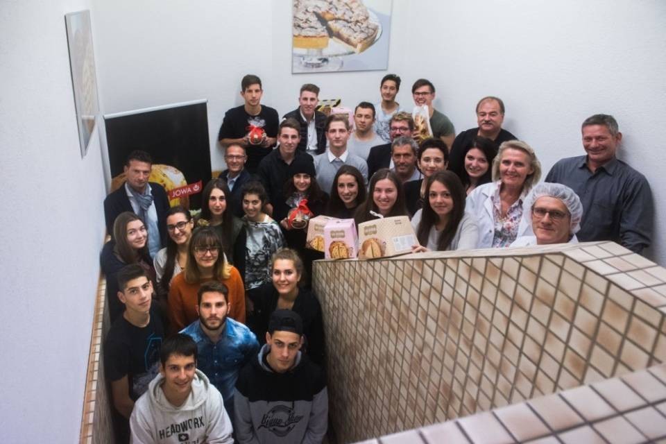 Cadenazzo e S.Antonino festeggiano i 18enni