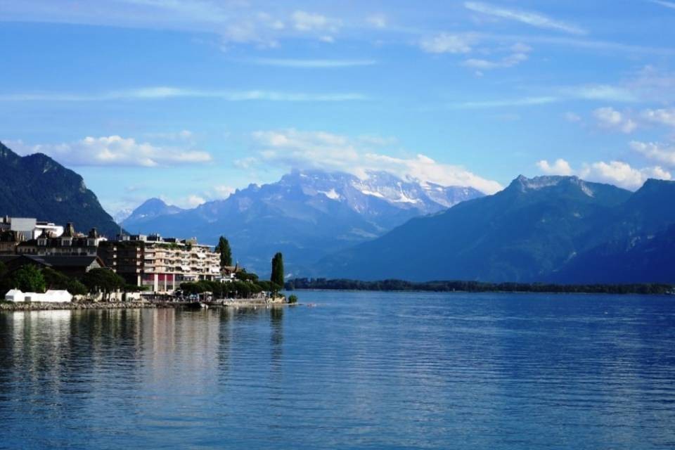 "Il laghi sono troppo puliti e questo fa male ai pesci"