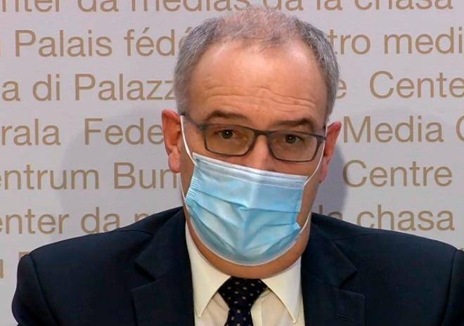 Uno screenshot della conferenza stampa odierna con il consigliere federale Guy Parmelin