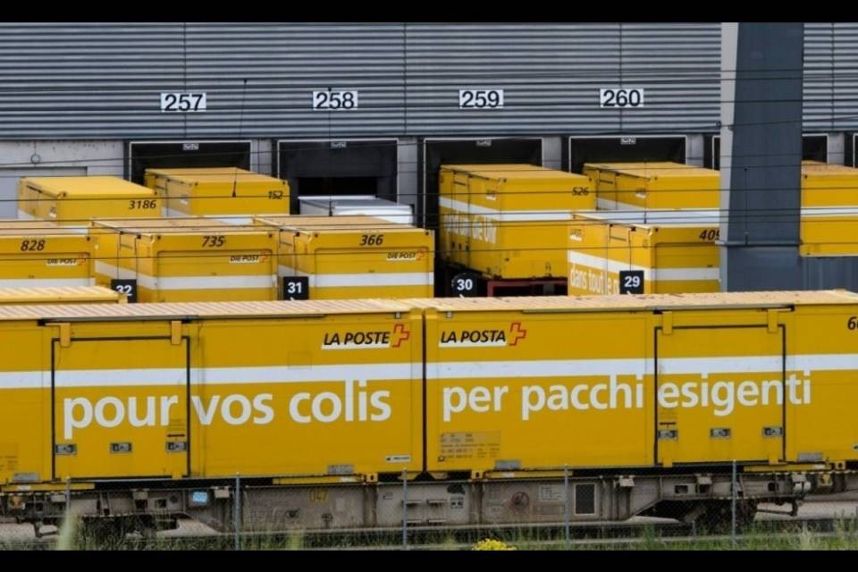 Licenziamenti a PostLogistic? Colpa di AlpTransit