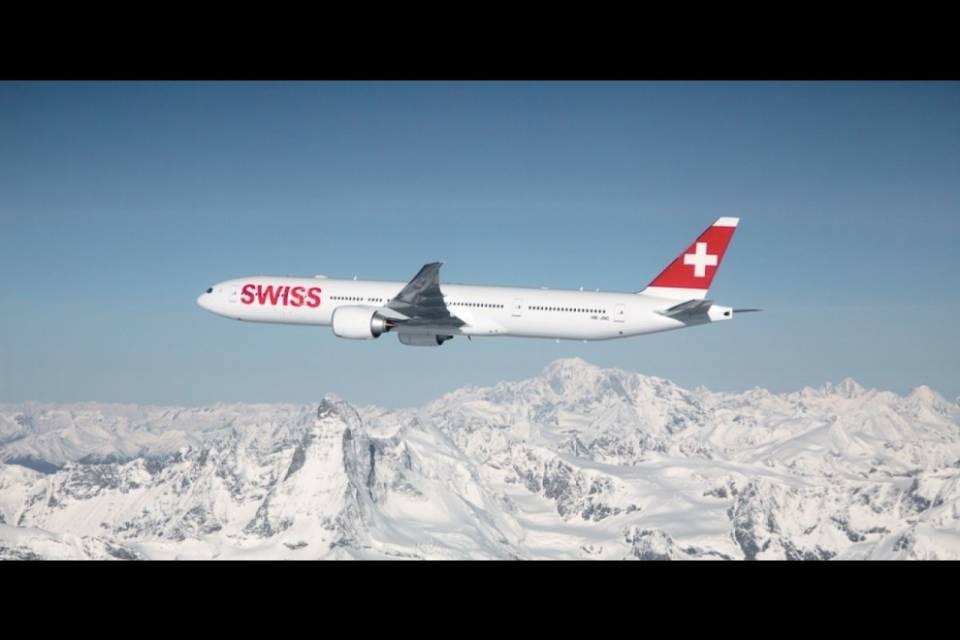 Swiss: solo acqua e cioccolata in Economy Light