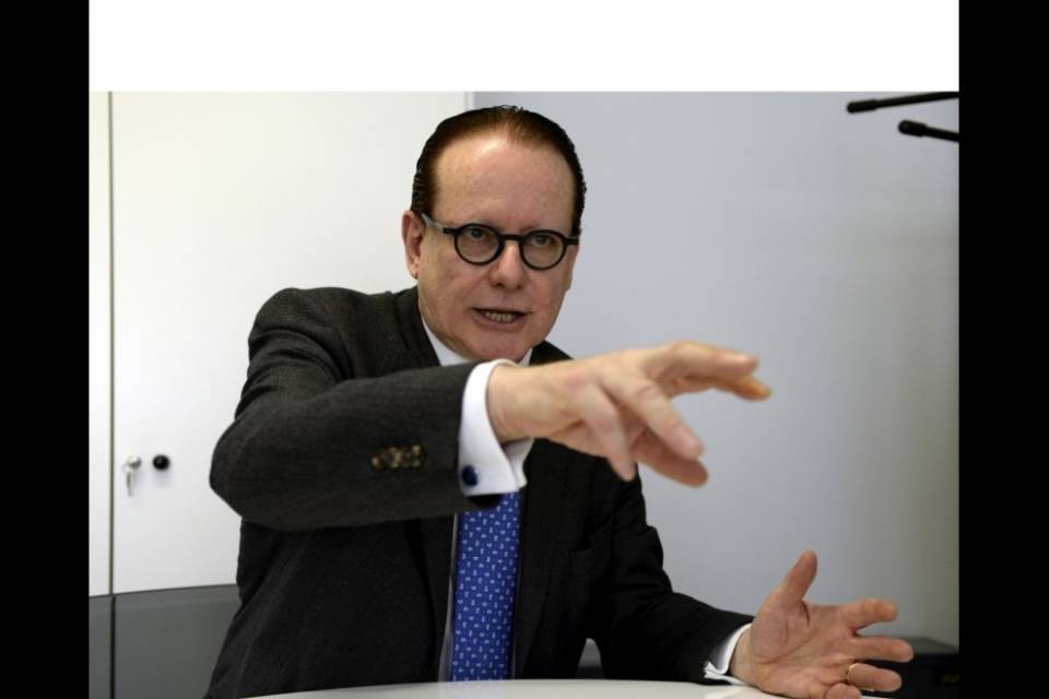 "Ambrosini è una persona attaccata alla cadrega"