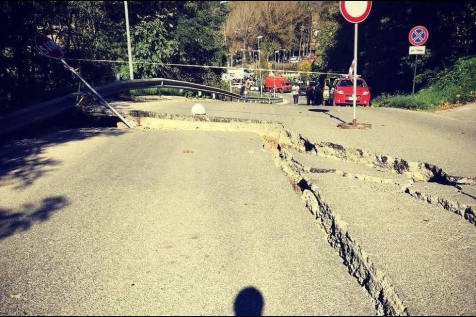 Terremoto: oltre 200 scosse in meno di 12 ore