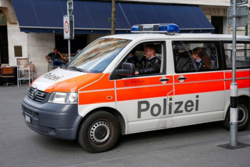 29enne trovata morta in casa