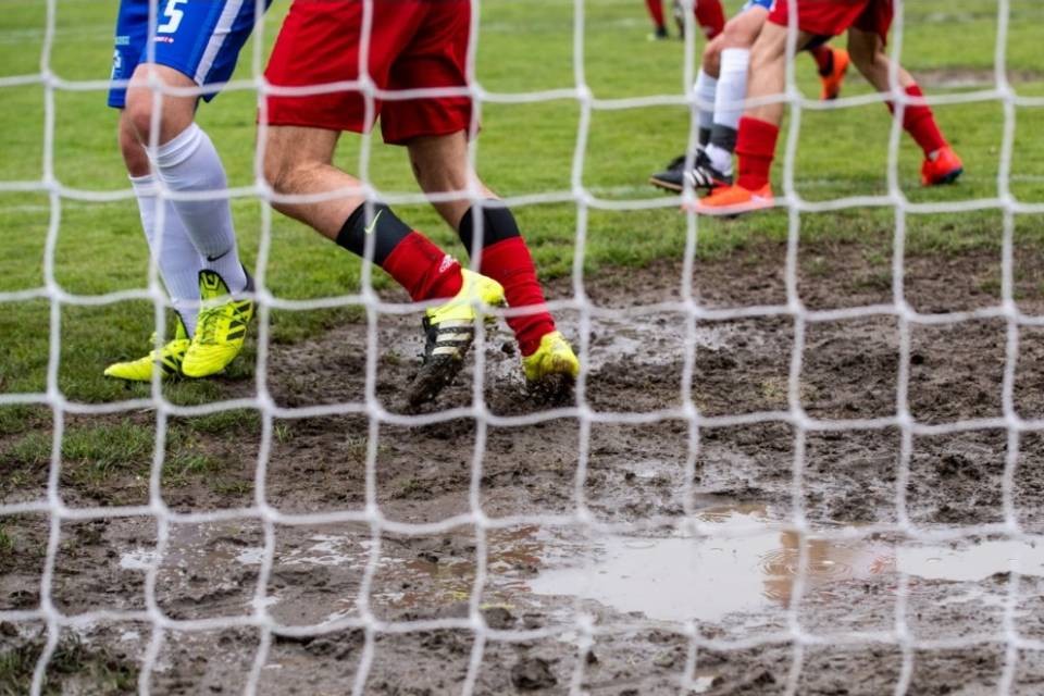 Il calcio minore vuole annullare la stagione