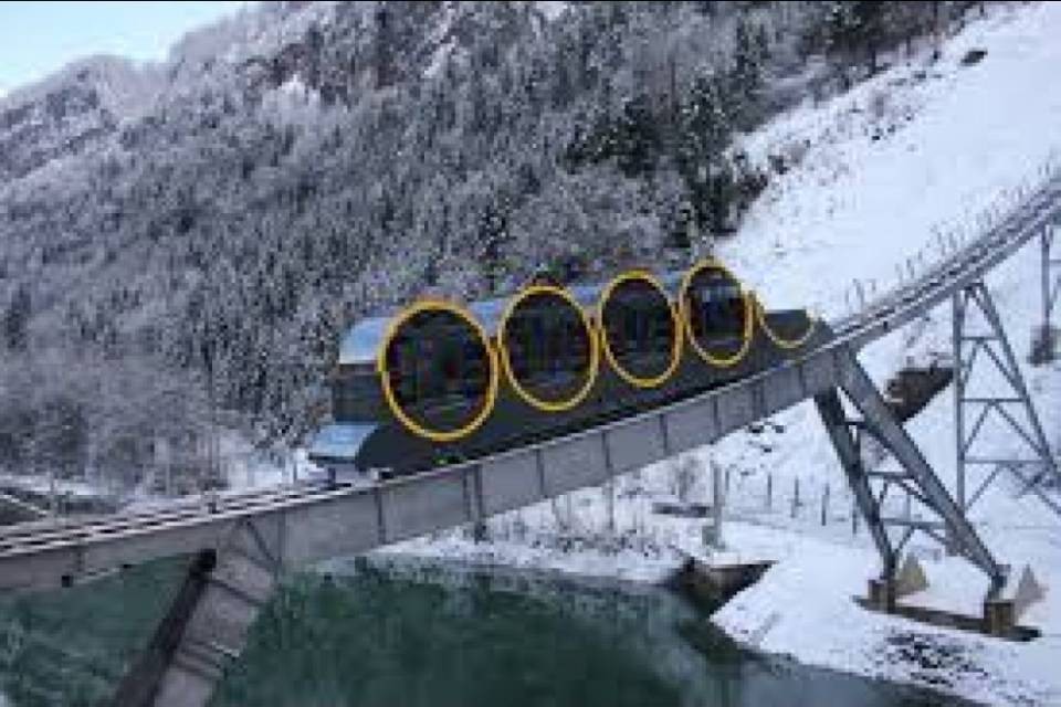 47enne cade in un ruscello e muore