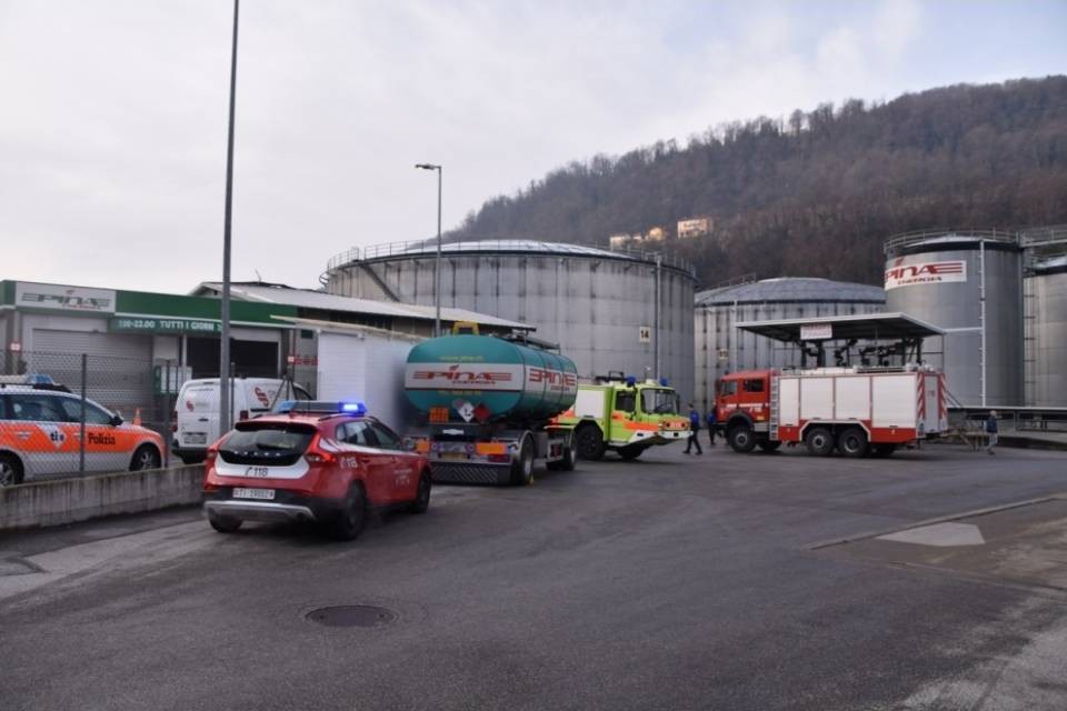 Esplosione in un magazzino di Grancia