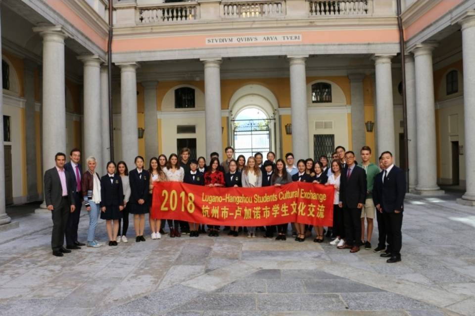 Scambio culturale, a Lugano 14 liceali cinesi