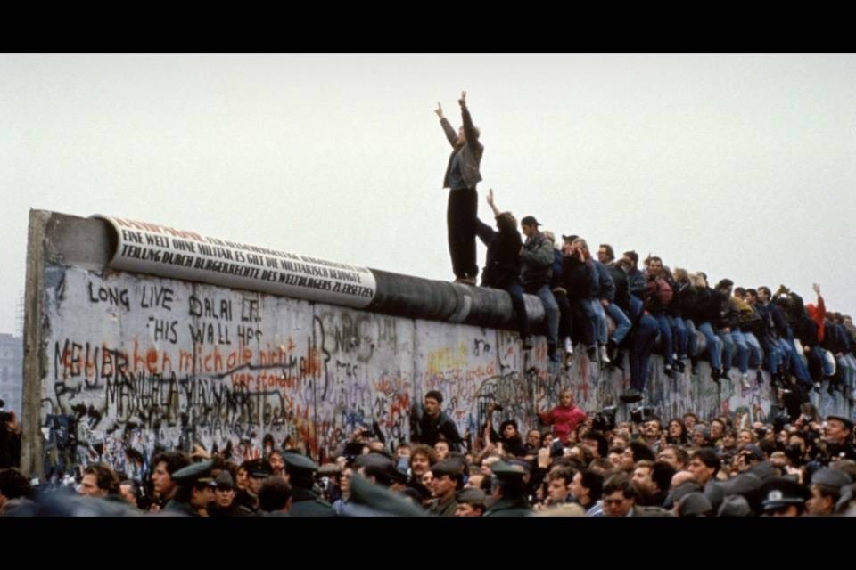 "Nessun muro regge per sempre"