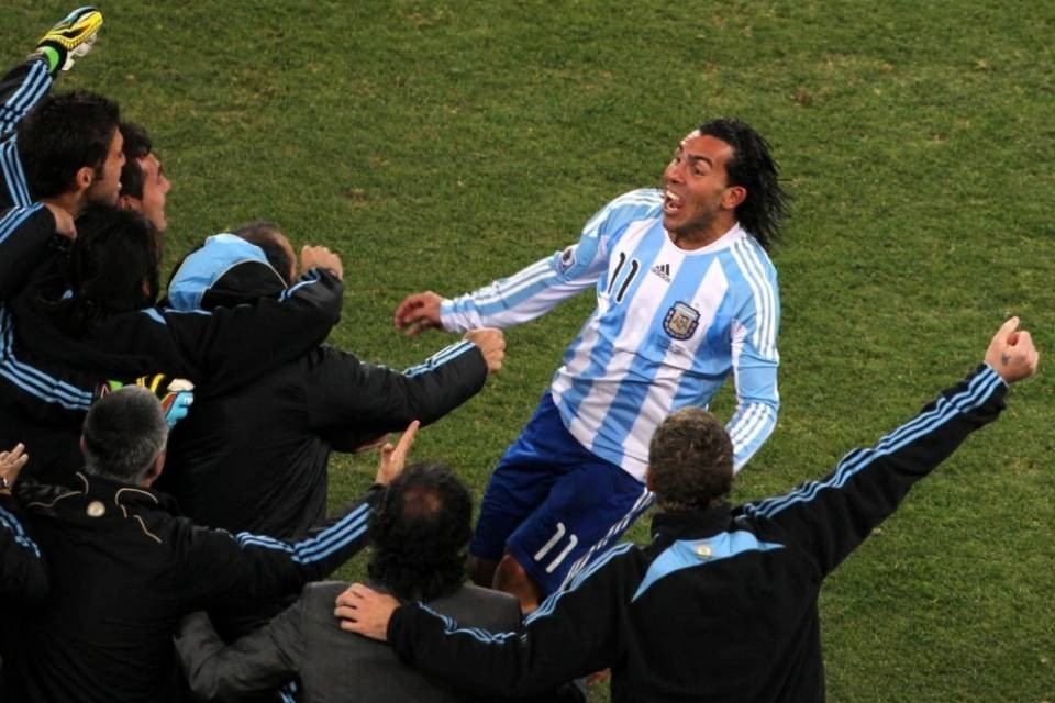 Tevez guadagnerà 120'000 franchi al giorno