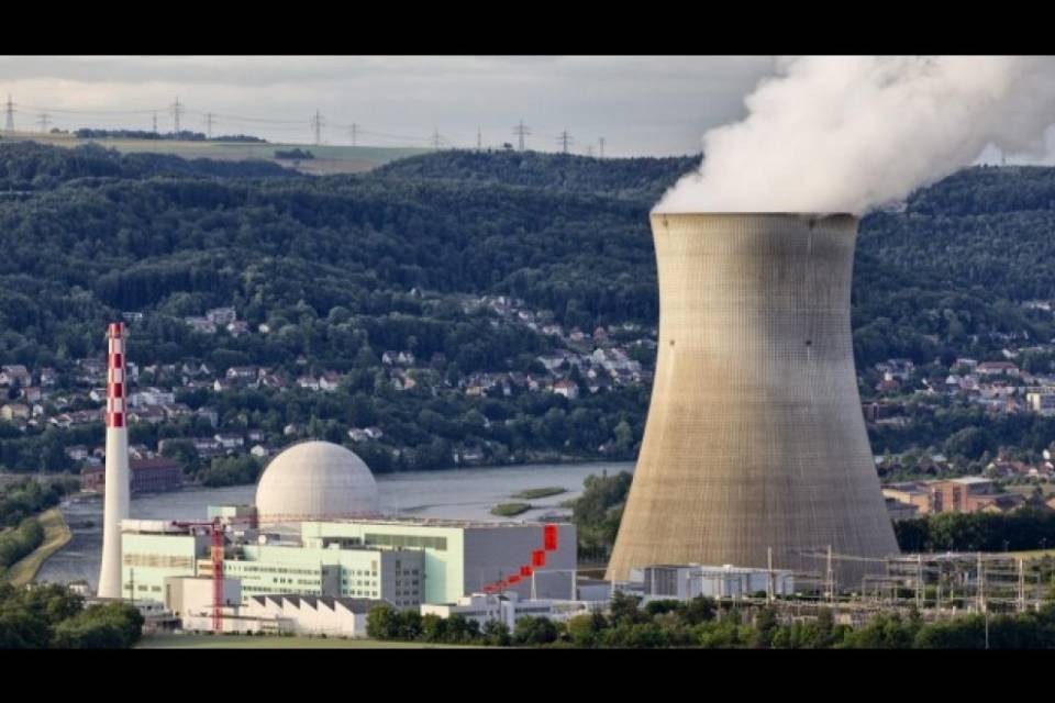 Centrali nucleari protette contro eventuali incidenti aerei