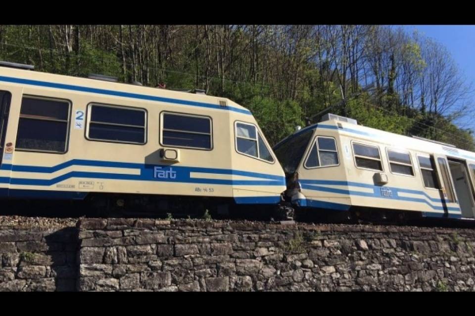 Interrotta fino a lunedì la linea della Centovallina