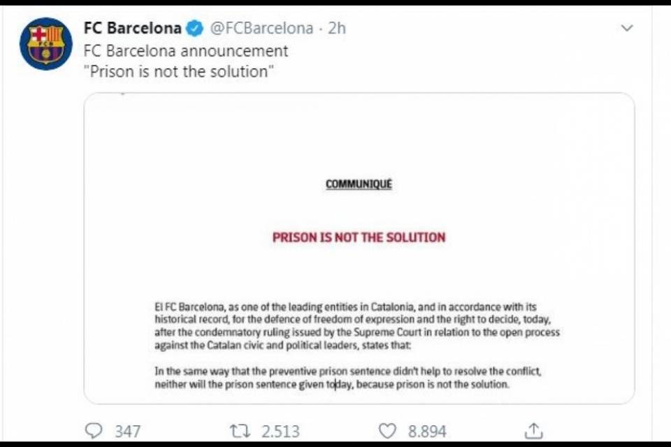 Il Barcellona scende in campo contro le condanne ai leader catalani
