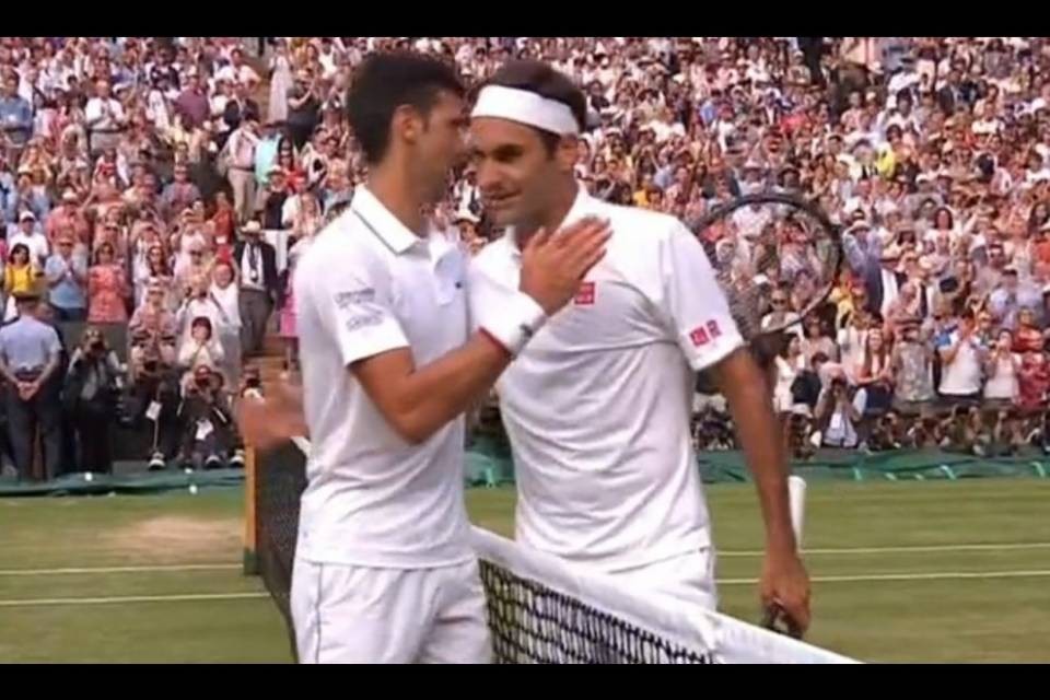Il Maestro si supera, ma è Djokovic a trionfare