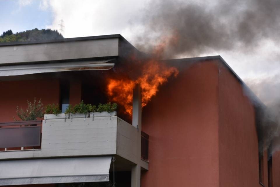 Appartamento in fiamme a Bellinzona