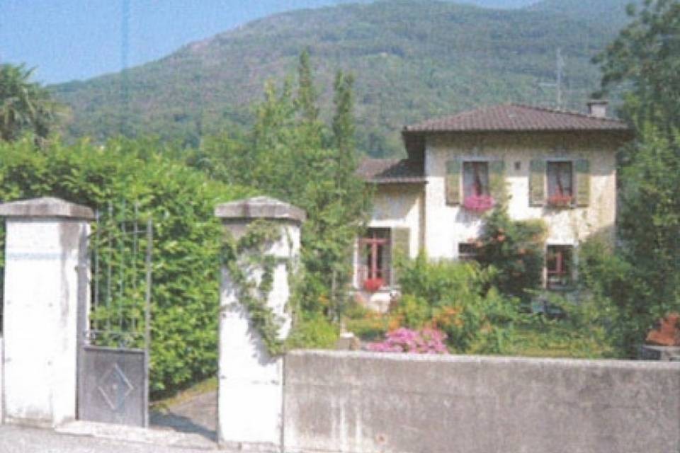 Venduta all'asta l'ex scuola di Verdasio