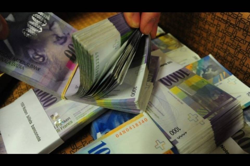 Crac milionario, fugge in Romania e inscena suicidio