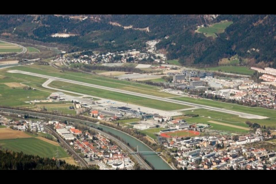 Di 54 e 59 anni le vittime dell'incidente aereo di Innsbruck