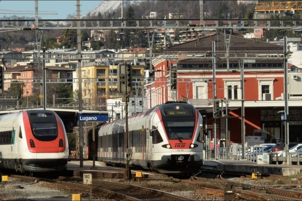 "Firmate per prolungare AlpTransit a sud di Lugano"
