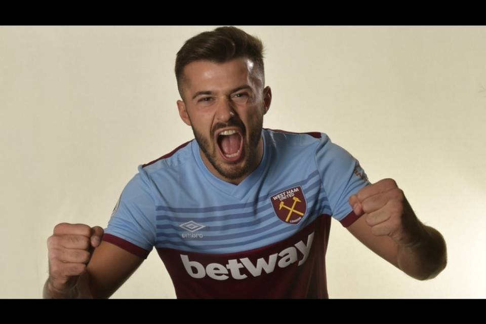 Albian Ajeti al West Ham