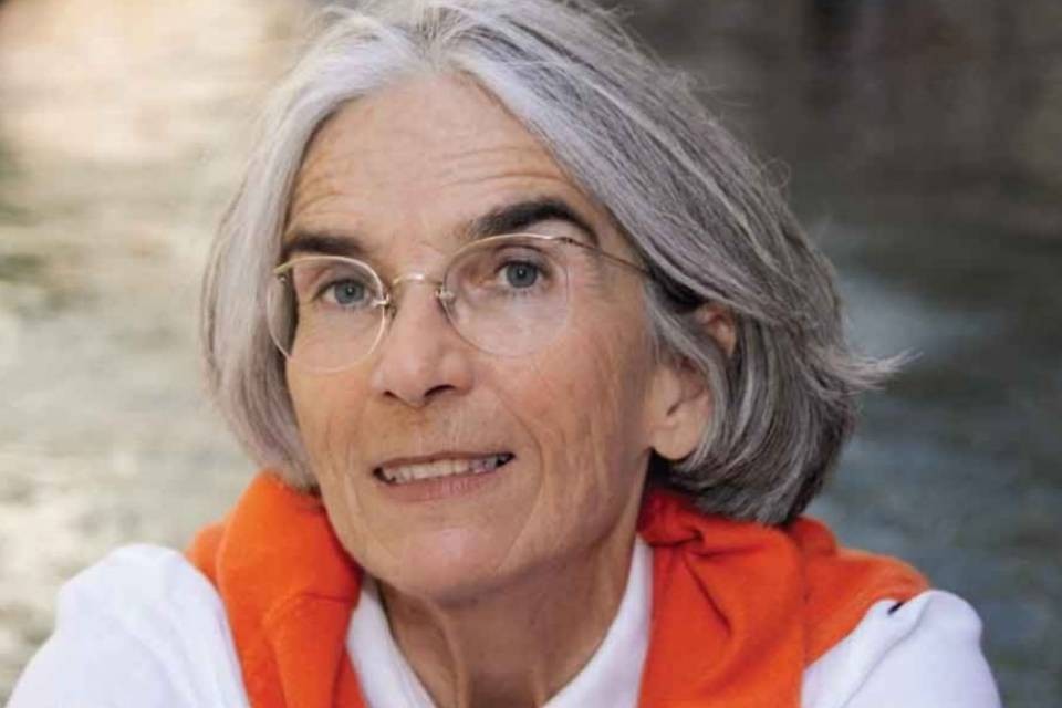 Donna Leon potrebbe diventare svizzera