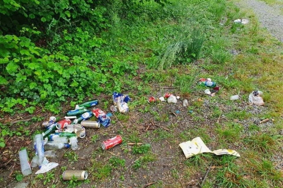 Troppi rifiuti in golena, come verrà gestito il comparto?