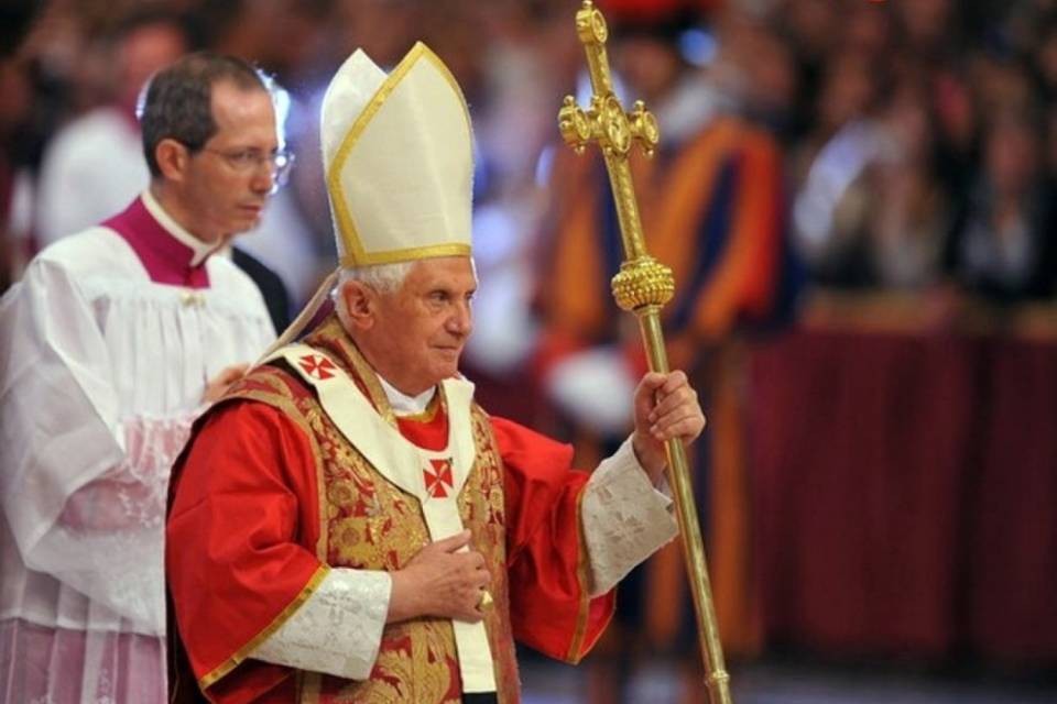 "Niente sesso, il Papa è in città!"