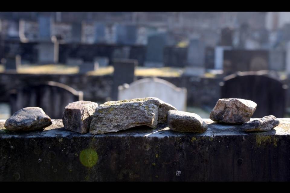 Il cimitero... non trova pace