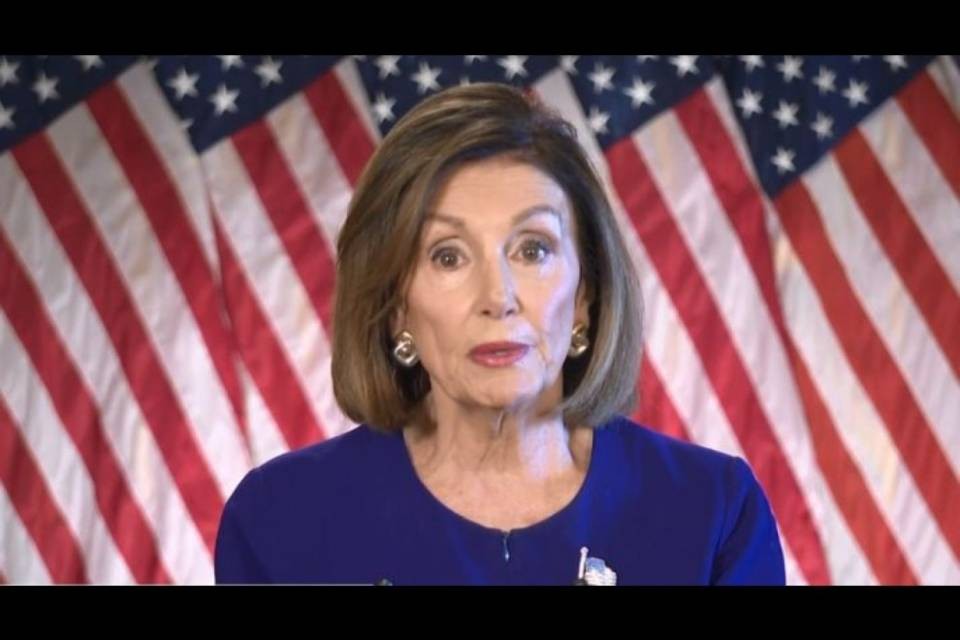 È ufficiale: Nancy Pelosi chiede l'impeachment