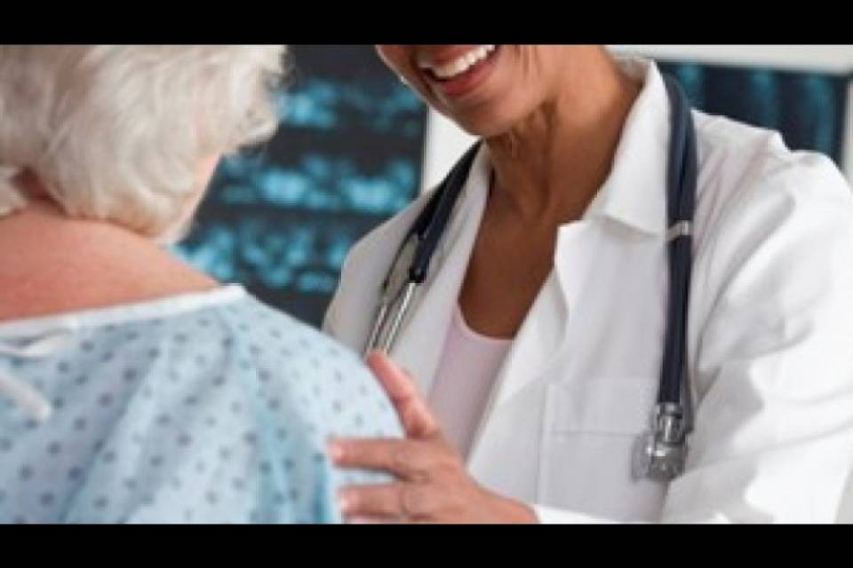 "Prima i nostri anche nella sanità"
