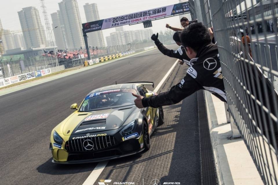 Alex Fontana vince e consolida la leadership di campionato nel China GT