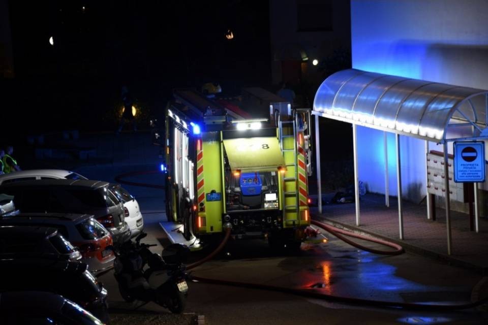 Fiamme in un appartamento a Rancate